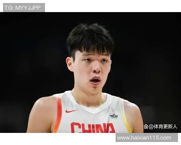 积极回防!杨瀚森对抗后顶住拉文 1对1干净切帽后者上篮! 积极回防!杨瀚森对抗后顶住拉文 1对1干净切帽后者上篮!