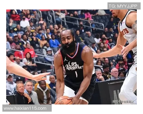 泰伦卢这是带队还是护肤？快船崩盘40分，哈登怒摔水杯全队炸锅！